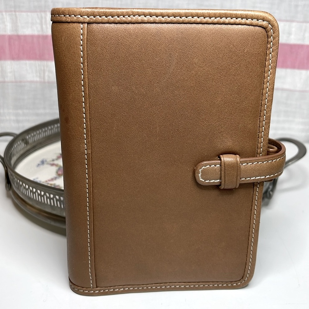 Vintage 90’s brown Coach small purse planner/agenda